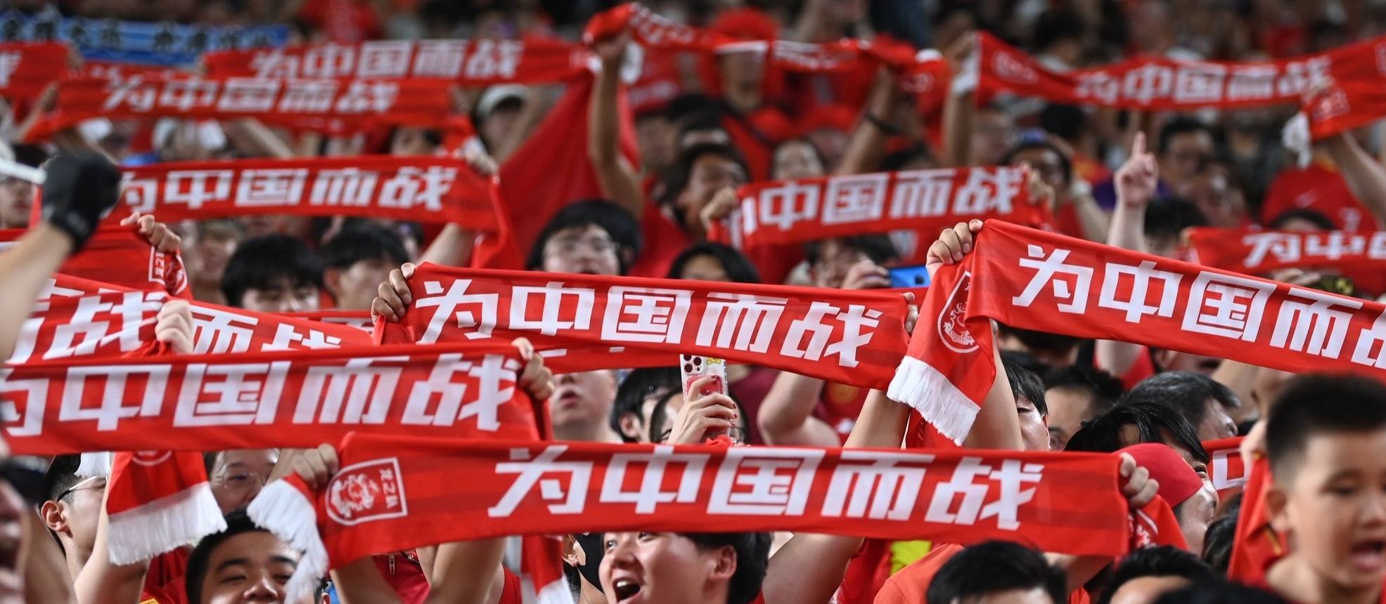 中国女足失利后遭教练猛攻，队内氛围紧张