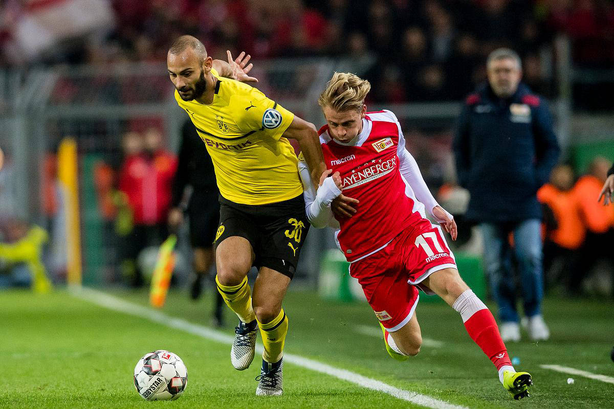 关于沃尔夫斯堡成功击败对手拿下关键胜利的信息 关于沃尔夫斯堡成功击败对手拿下关键胜利的信息