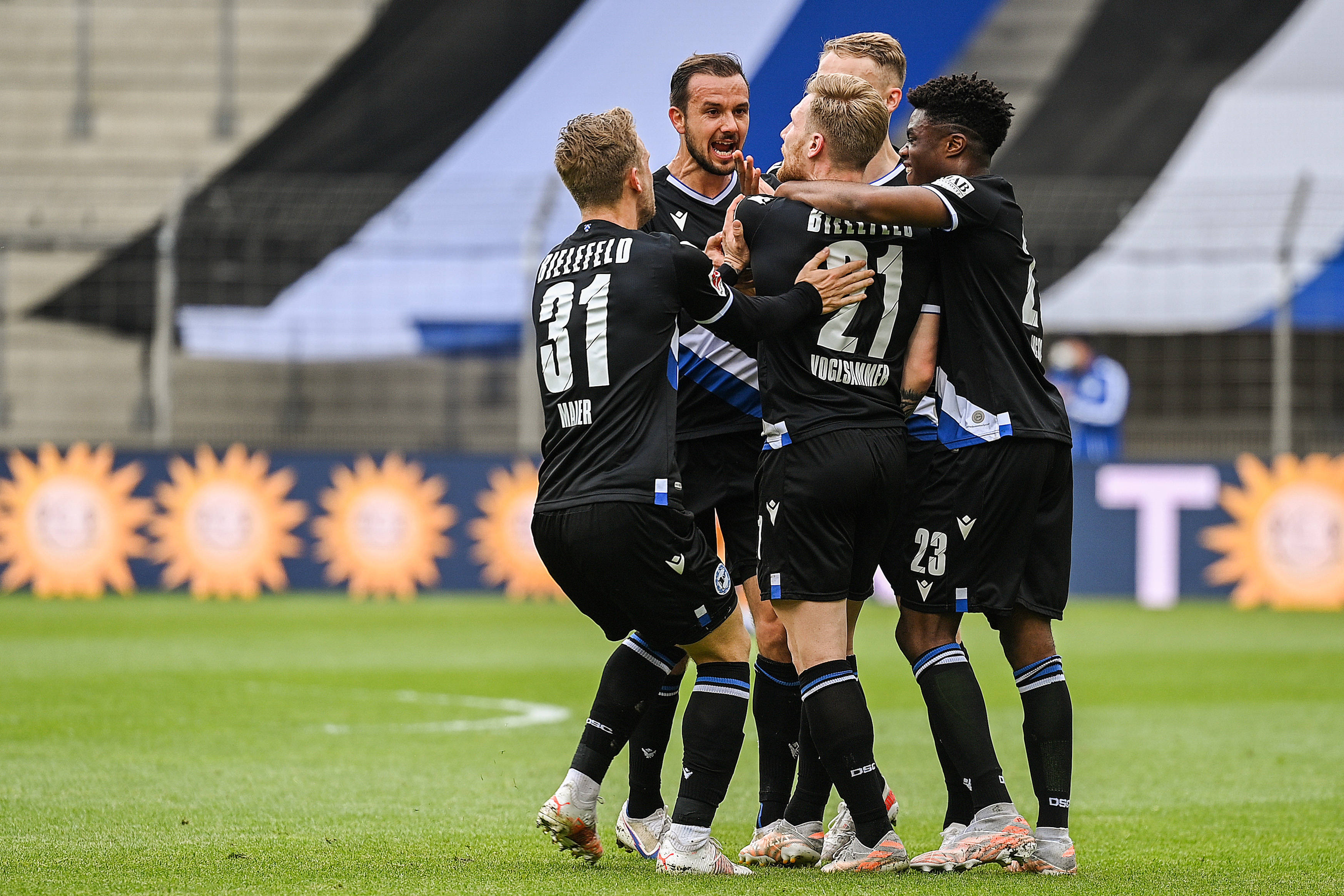 九游娱乐官方-云达不莱梅战术遭质疑，备受压力的简单介绍