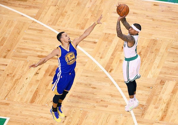 NBA自由市场：凯尔特人队与伊赛亚-托马斯签约的简单介绍