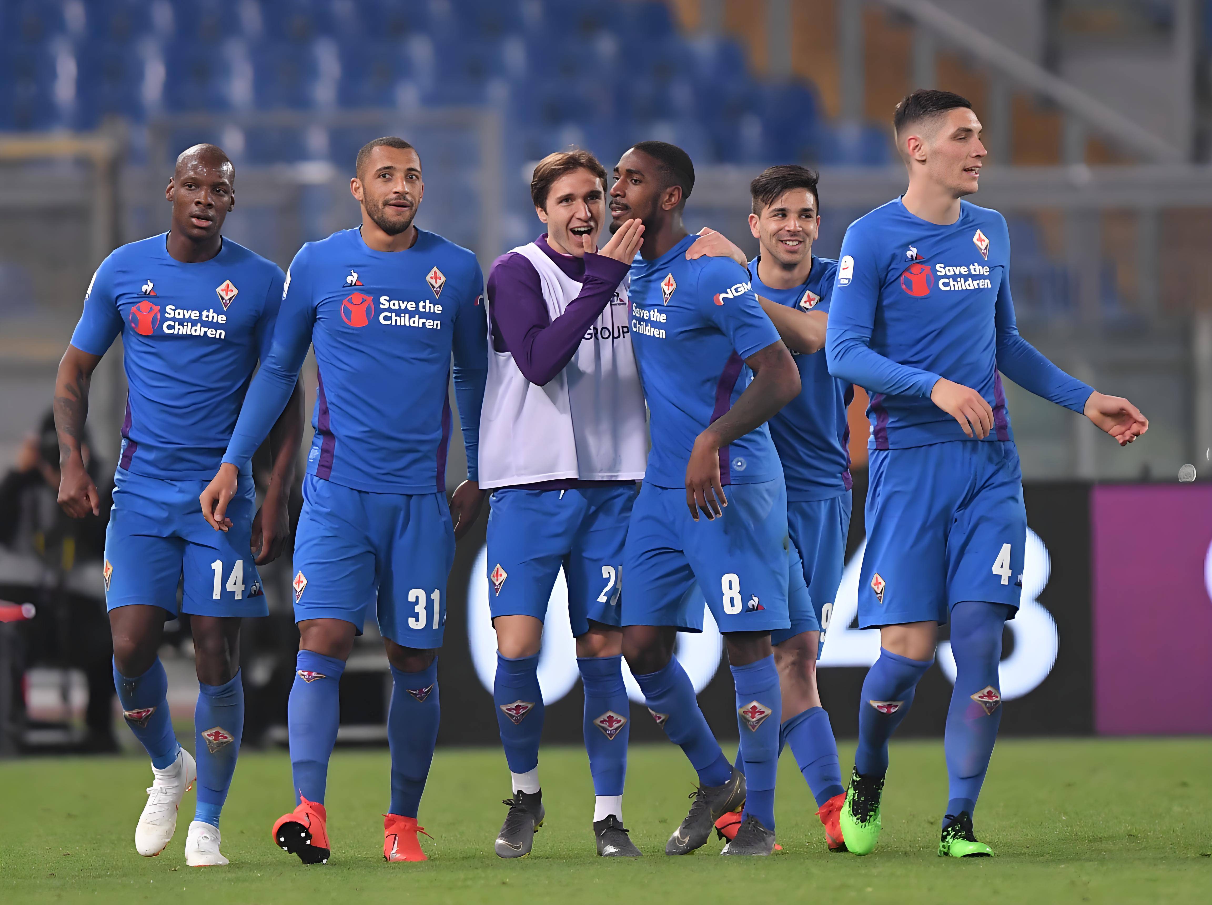 包含克罗托内逆转卡利亚里,重返保级赛场的词条 包含克罗托内逆转卡利亚里,重返保级赛场的词条