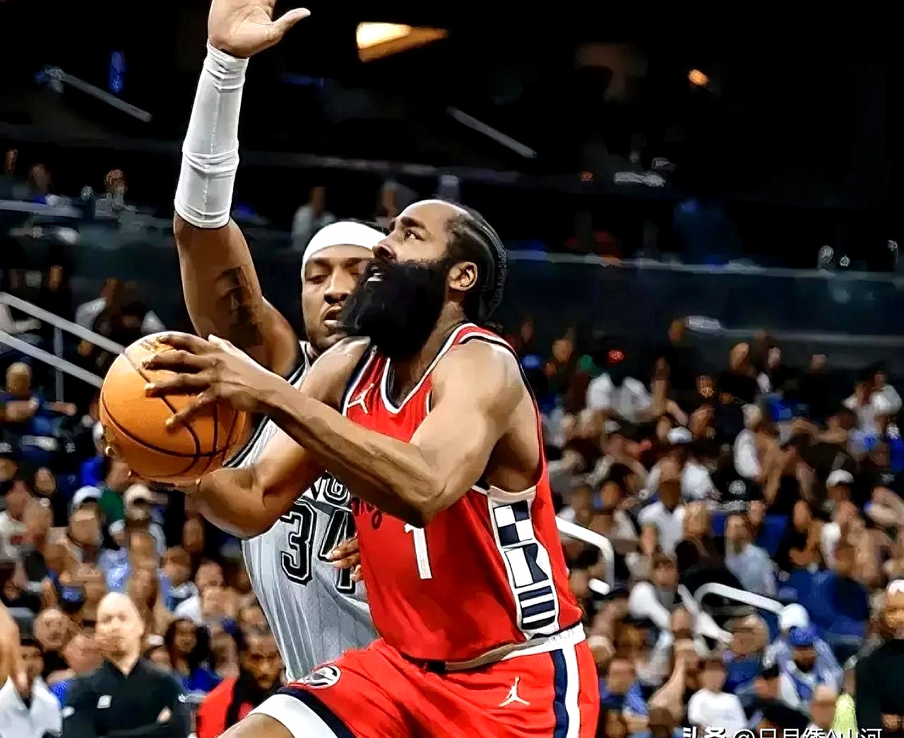 九游体育官方入口-火箭大胜开拓者，哈登狂砍40分创造历史