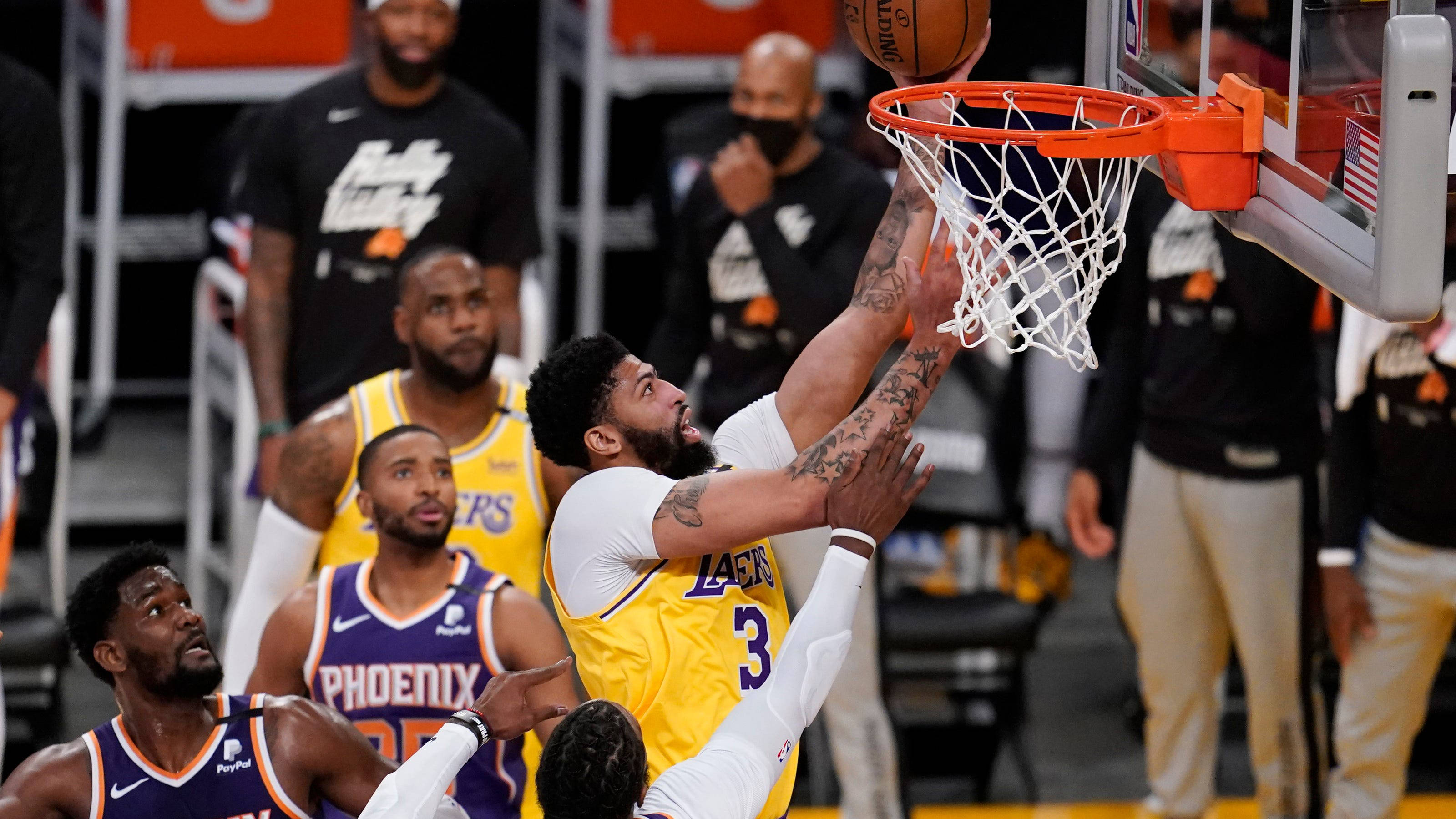 代卡波在比赛中身背伤病,顽强拿下胜利 代卡波在比赛中身背伤病,顽强拿下胜利