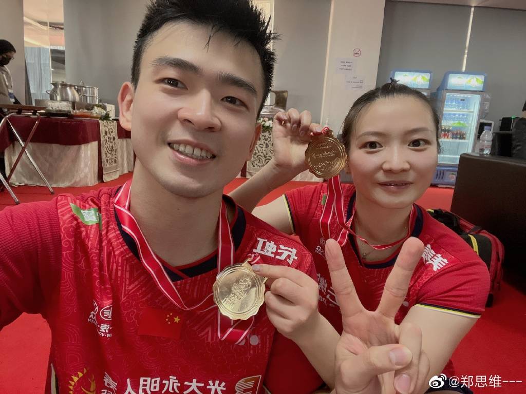 包含日本队轻取马来西亚队，辛杜状态火热的词条