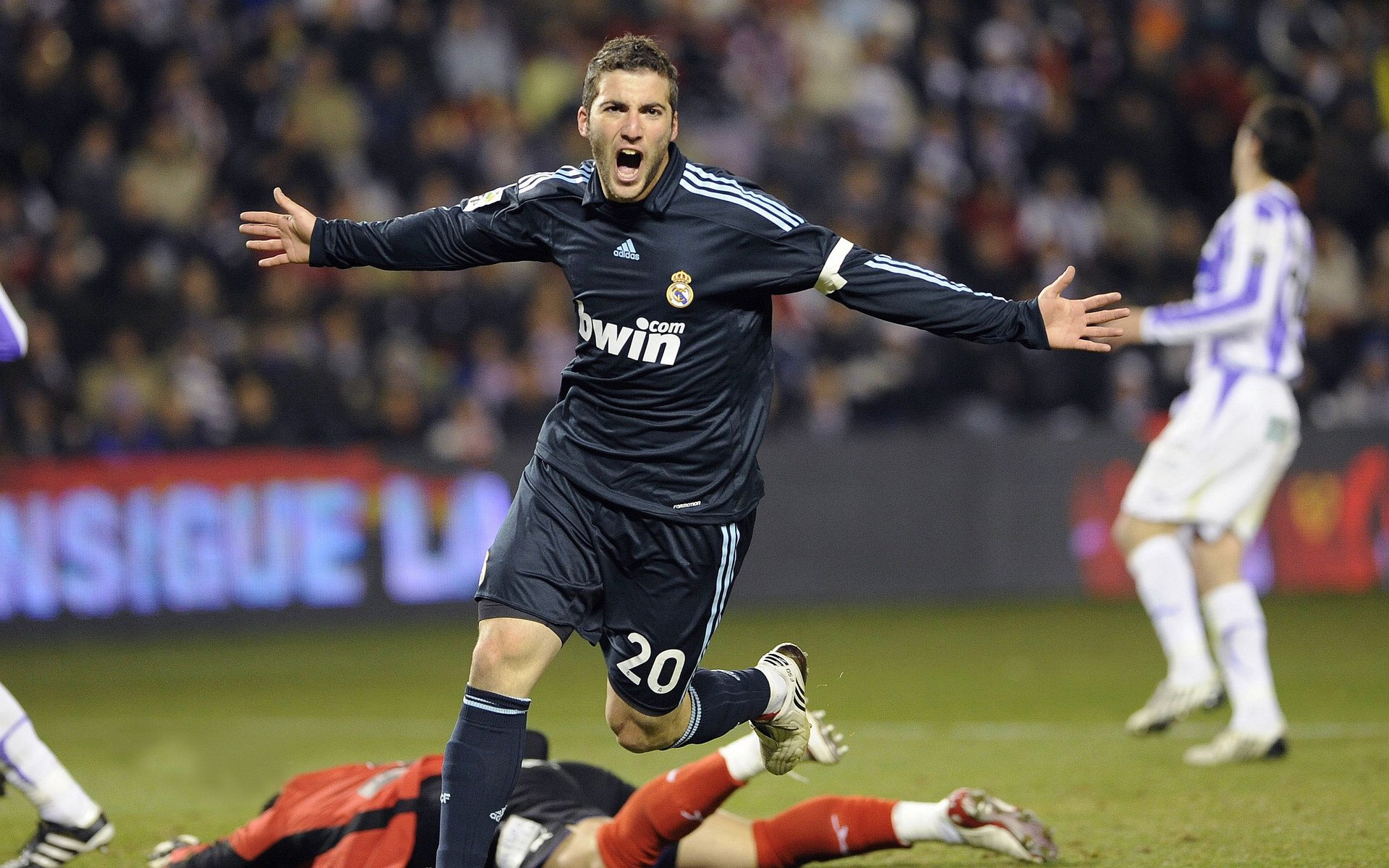 九游娱乐app下载-欧冠决赛之夜的异乡人，当班凯罗的持续杀伤成为绿茵场上的幽灵叙事